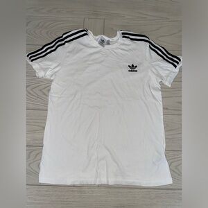 Women’s Adidas top